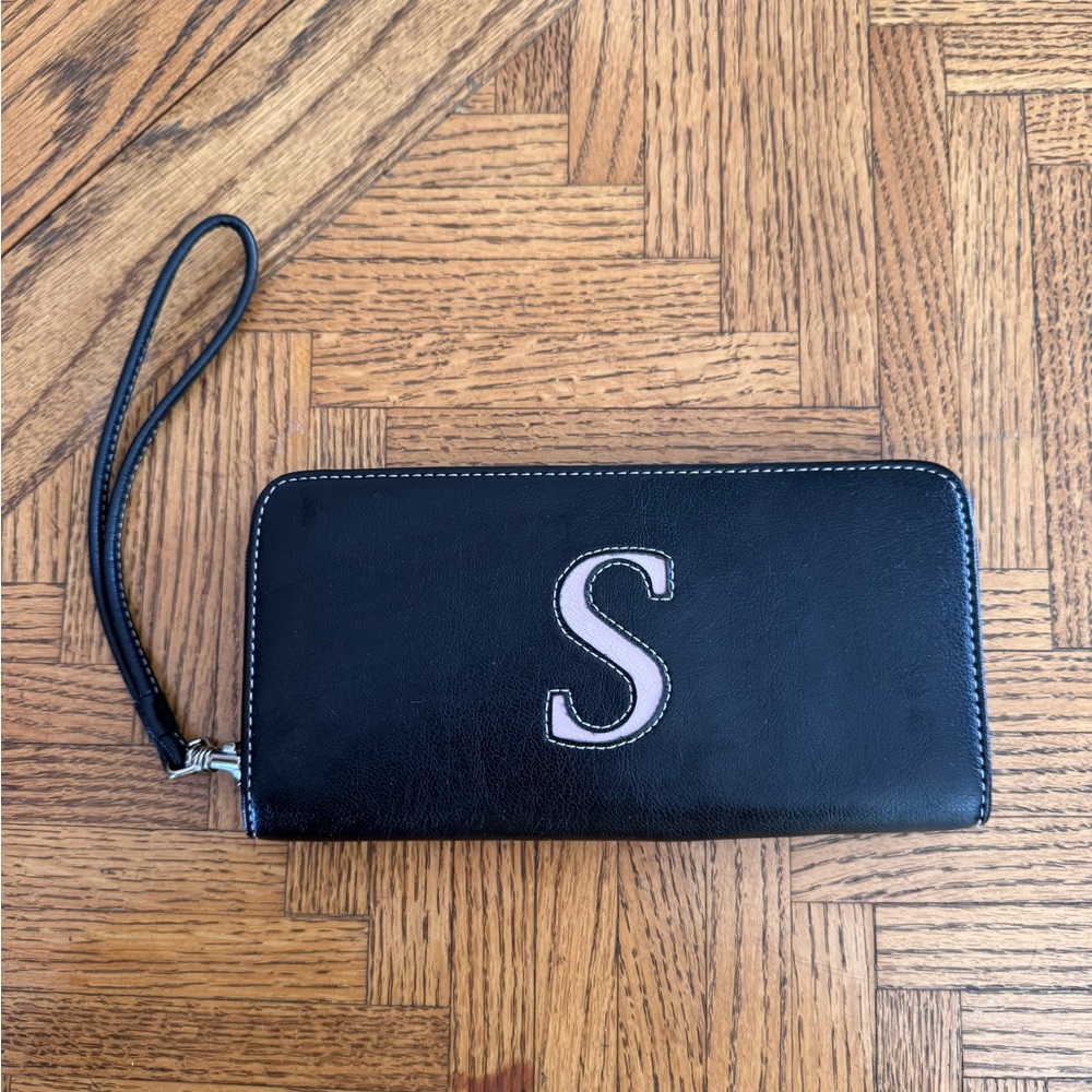 Liz Claiborne Black Wristlet with Initial 'S'